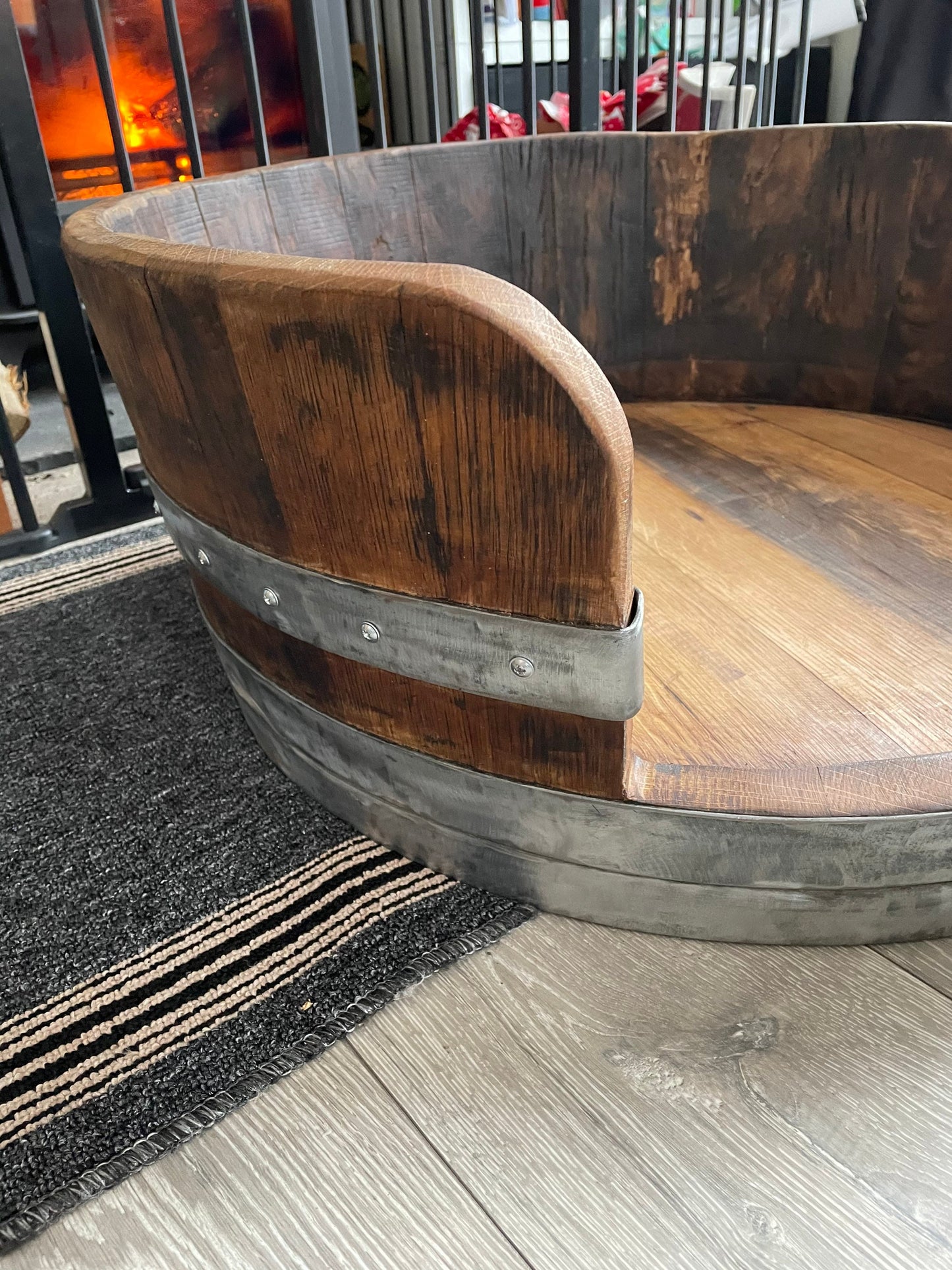 whisky barrel Dog bed /pet bed