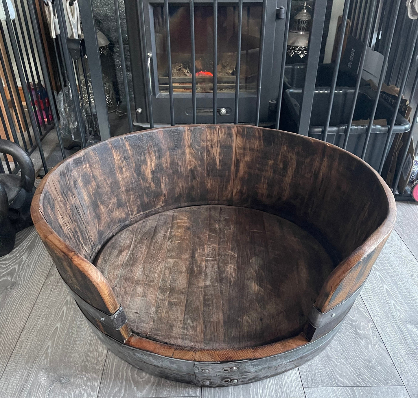 whisky barrel Dog bed /pet bed