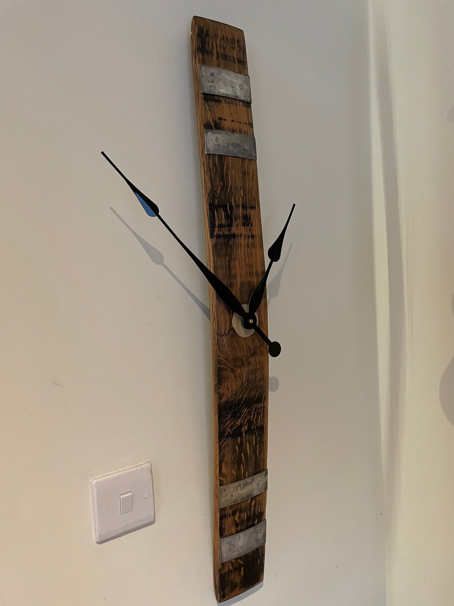 Whisky barrel stave clock