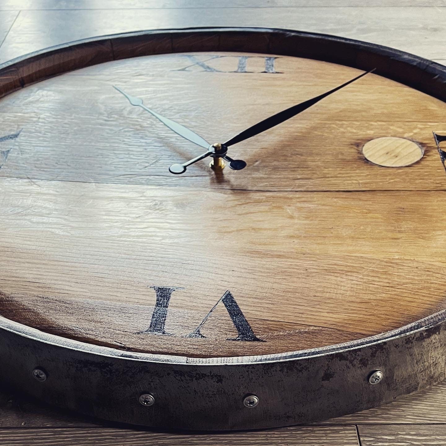 Whisky Barrel top clock