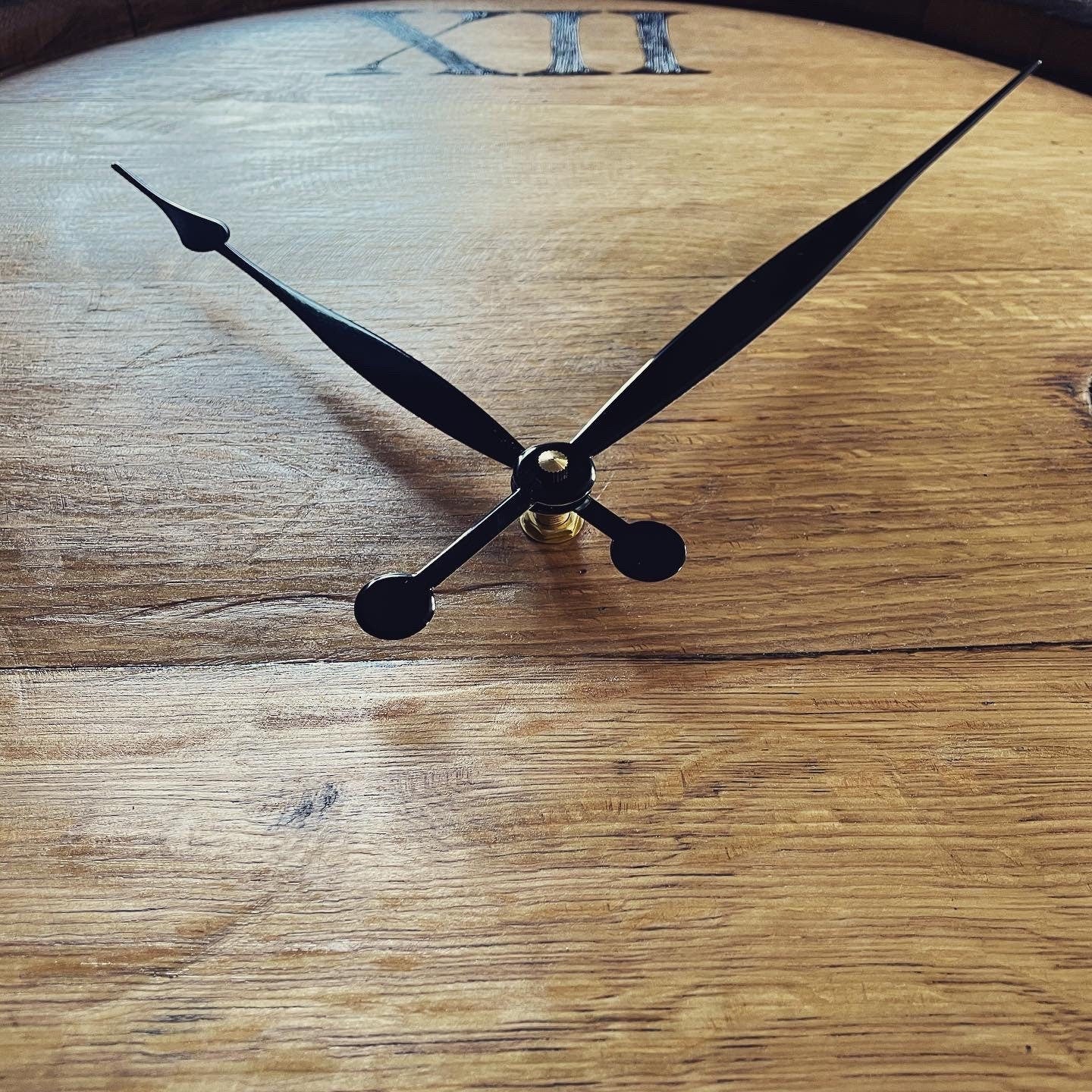 Whisky Barrel top clock