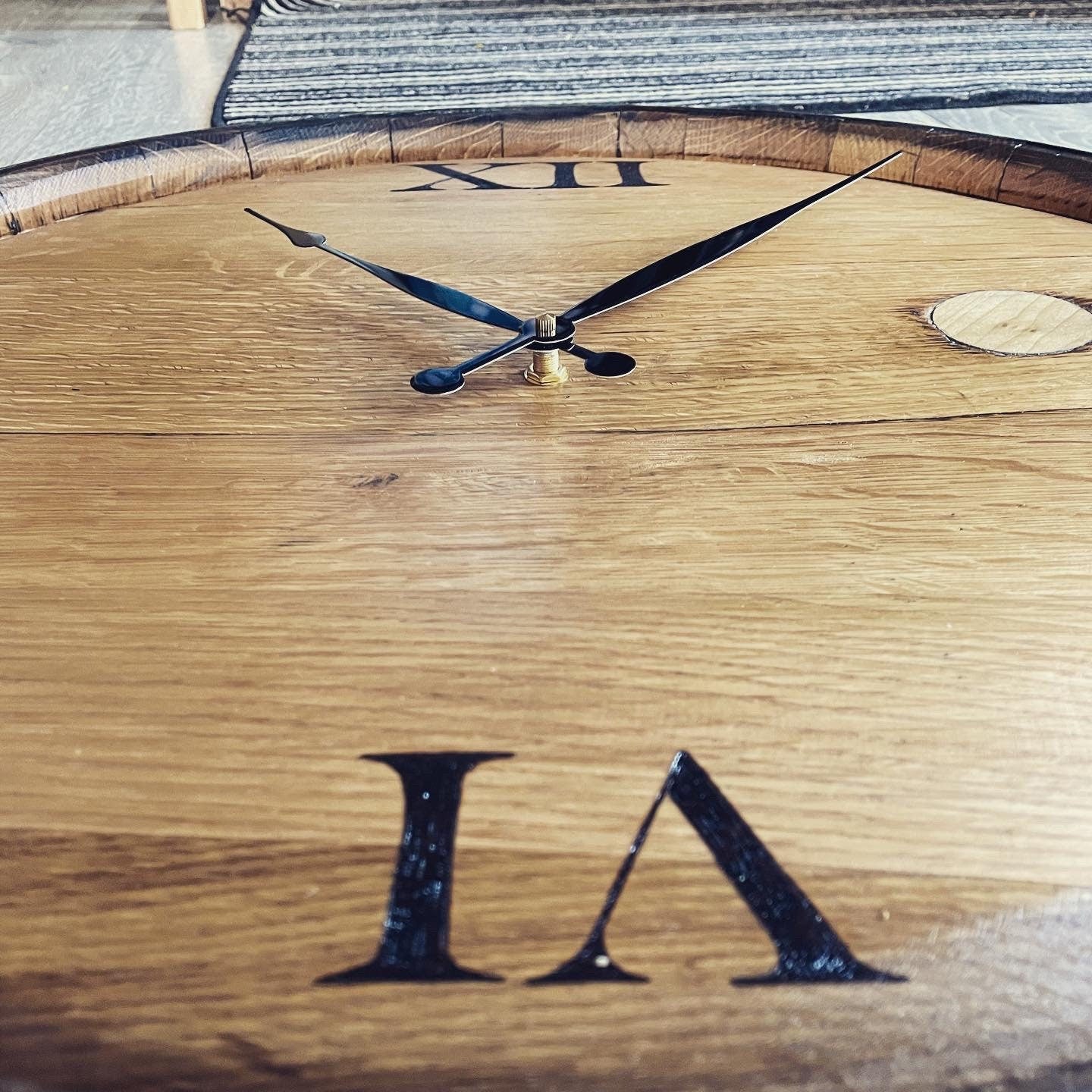 Whisky Barrel top clock
