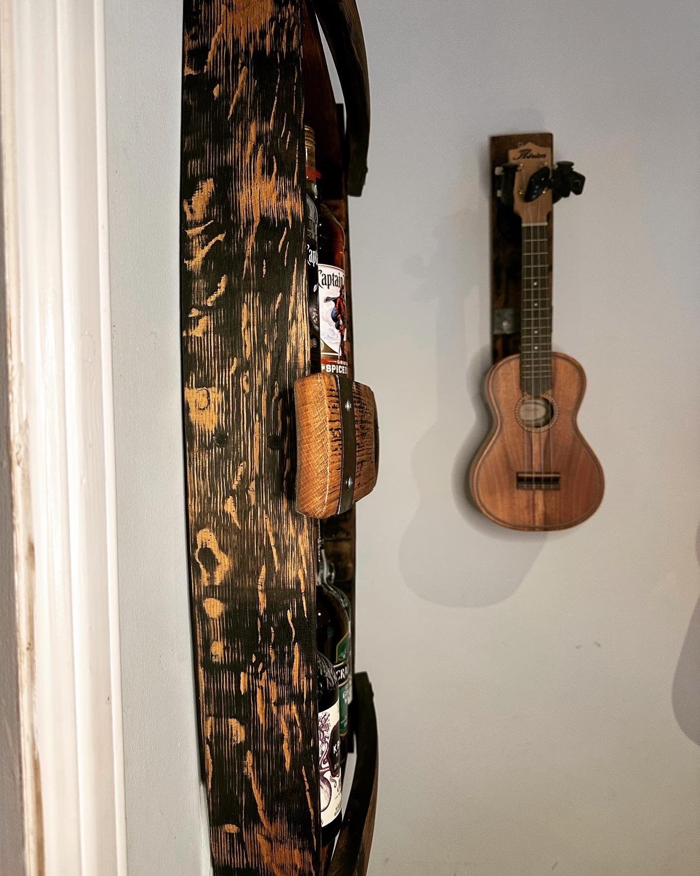 Whisky barrel stave shelf display unit