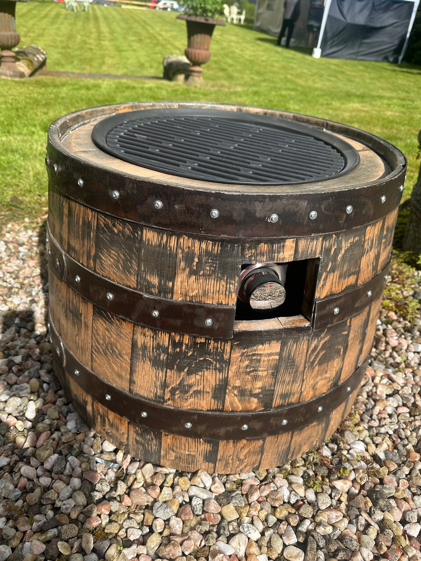 Handmade Whisky Barrel Gas Fire Pit with Cast Iron Grill | Luxury Garden Fire Pit | Reclaimed Oak Barrel BBQ | Unique Outdoor Heater