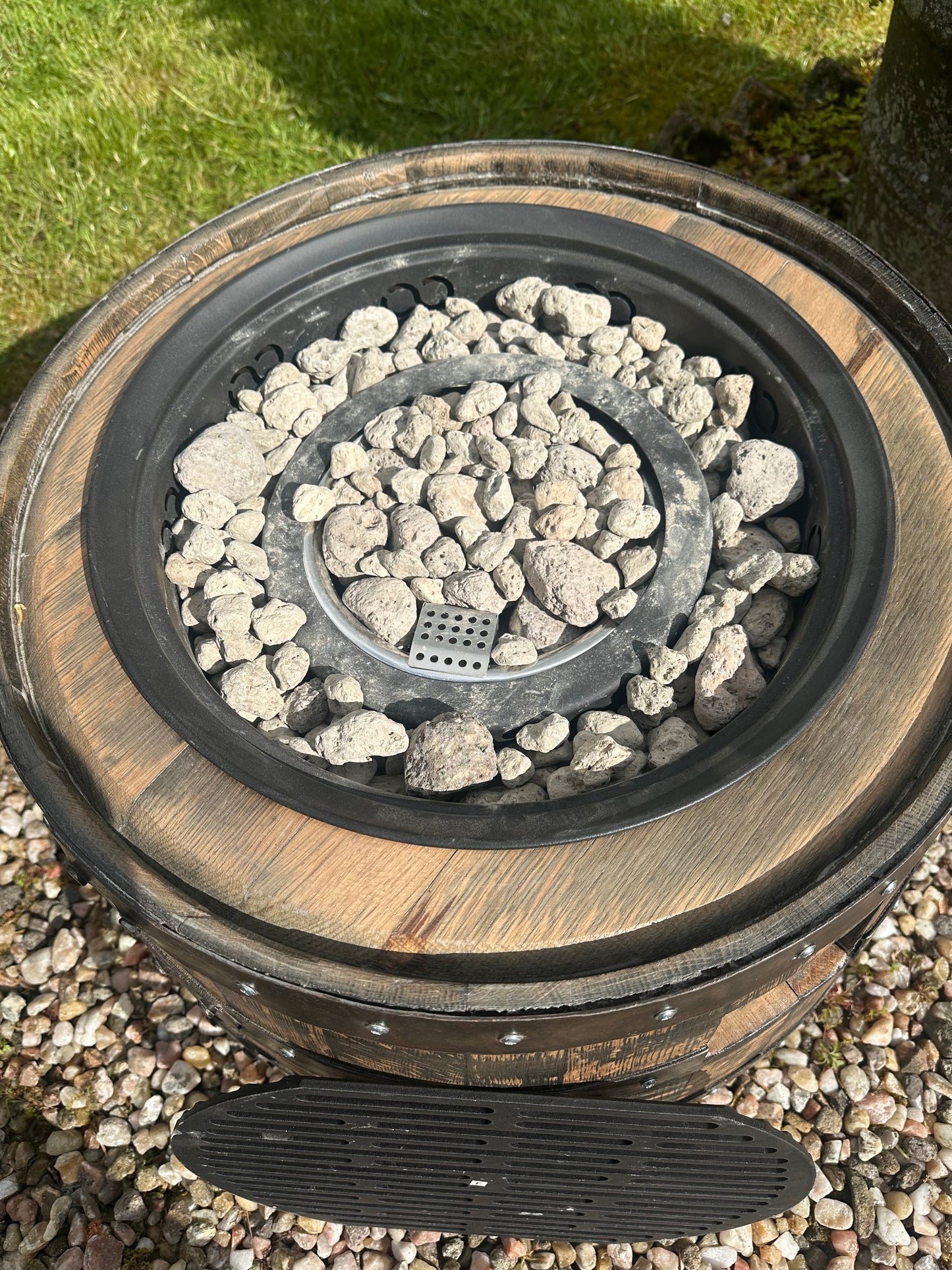 Handmade Whisky Barrel Gas Fire Pit with Cast Iron Grill | Luxury Garden Fire Pit | Reclaimed Oak Barrel BBQ | Unique Outdoor Heater