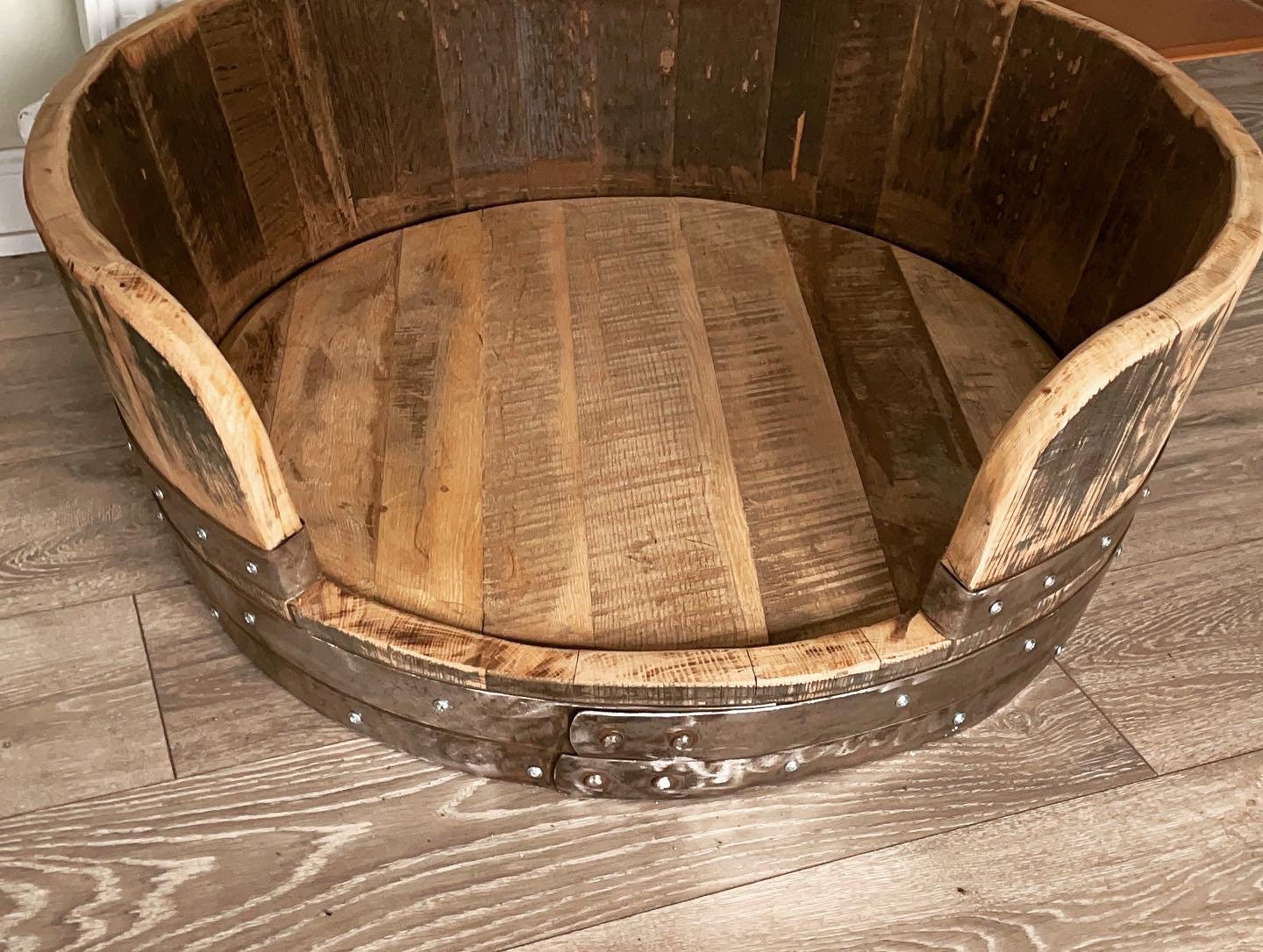 whisky barrel Dog bed /pet bed