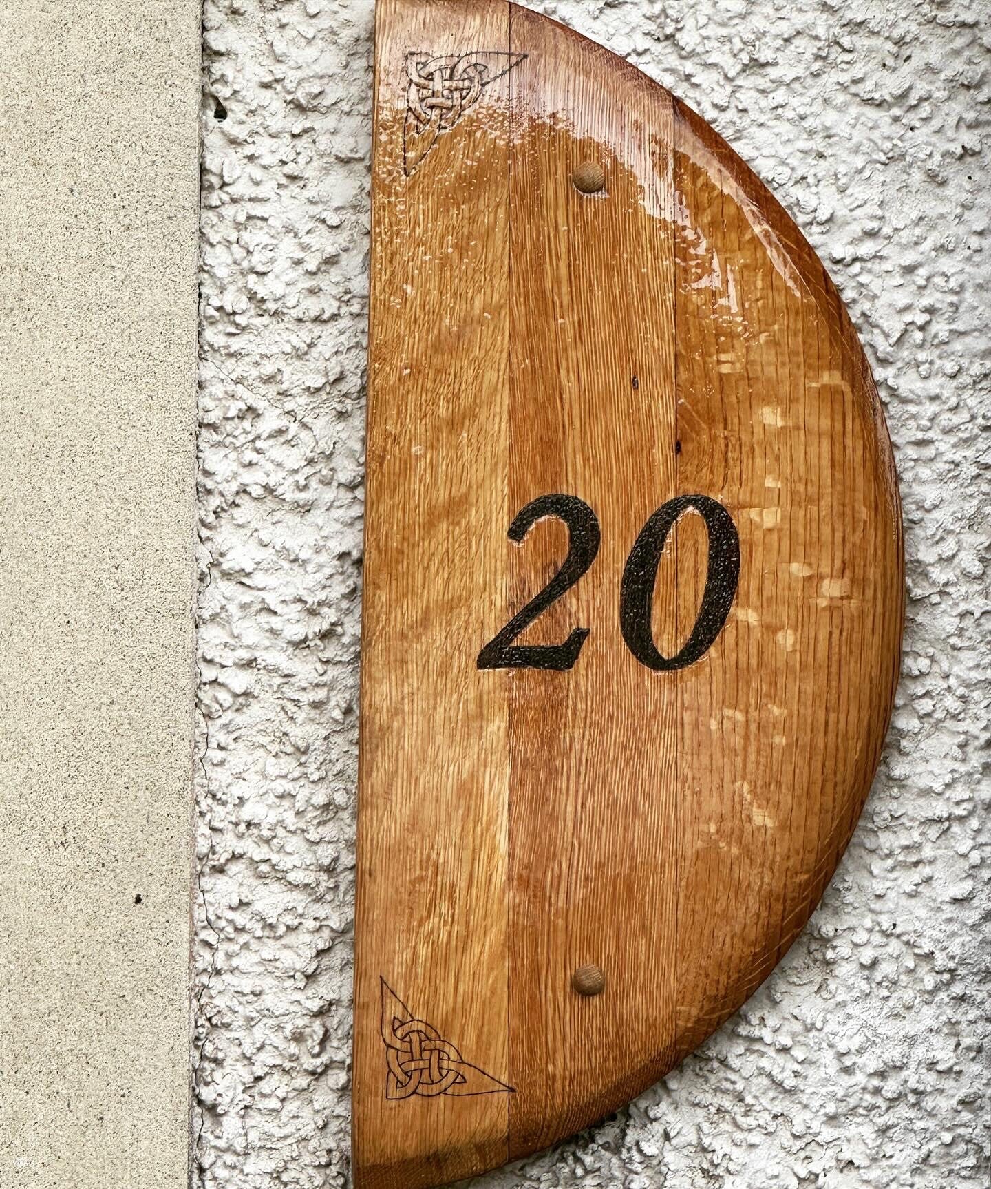 Whisky barrel front door number / door number plaque / house number