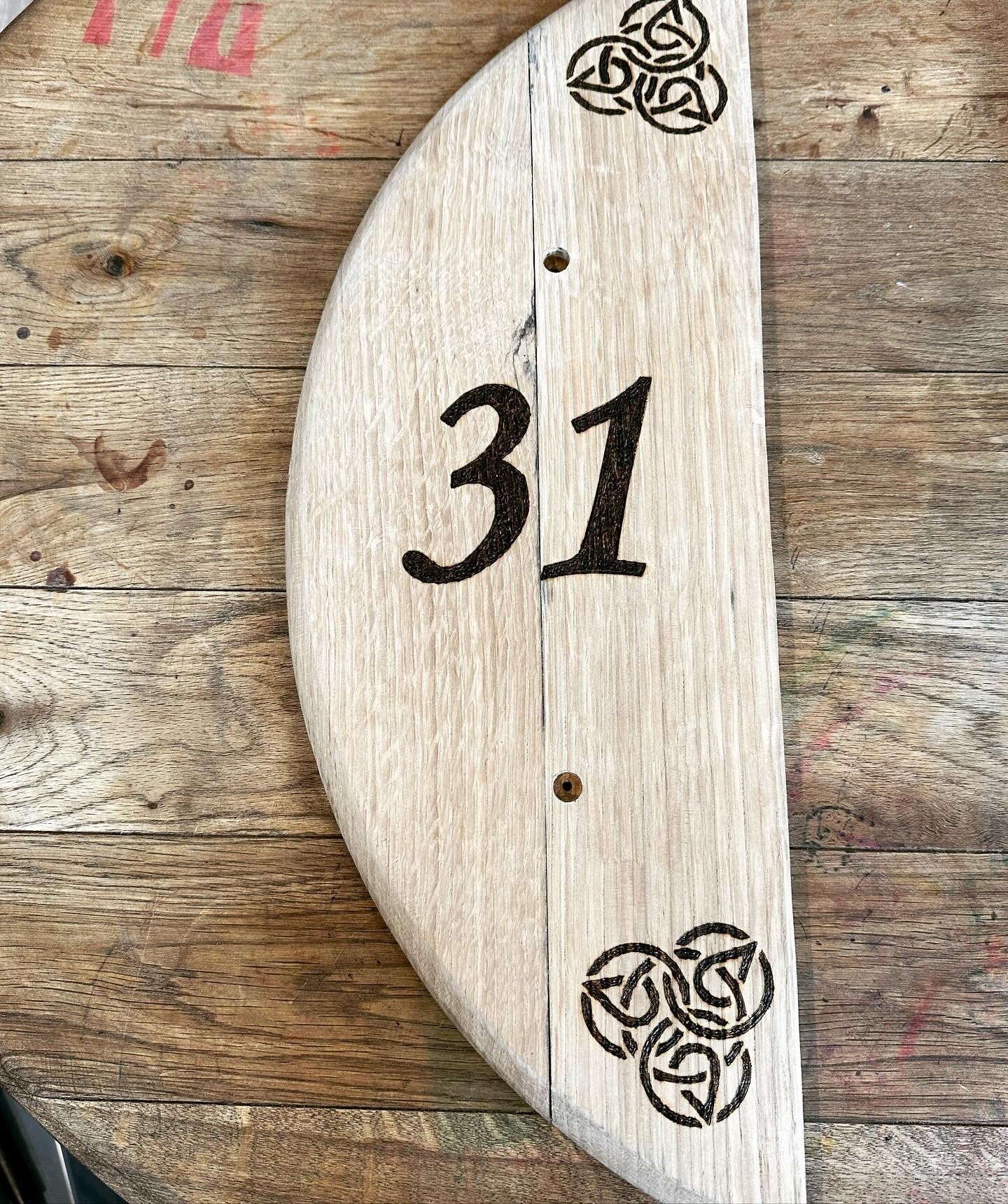 Whisky barrel front door number / door number plaque / house number